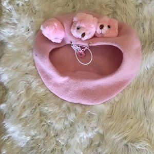 dolls kill   Devilish Bear Beret OS New $188.00